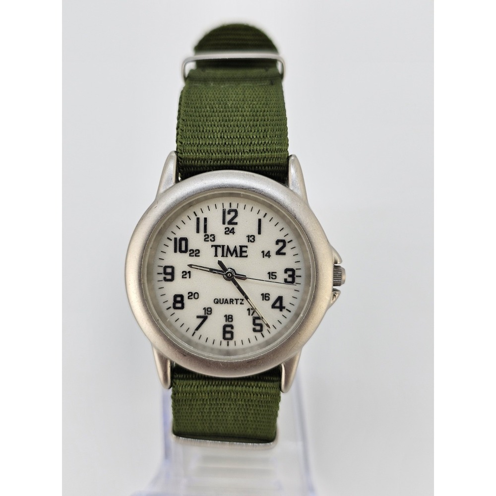Women's Field Watch 34MM Gray Dial New Nylon Army Green Band NEW Battery READ